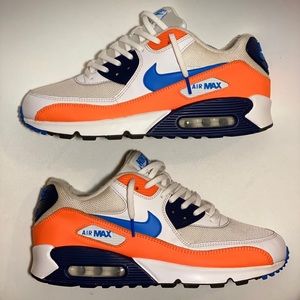 Air Max 90 Essential